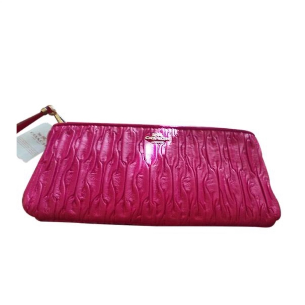 - Ruched LEATHER Pink Coach Gathered Leather Clutch New w Tag